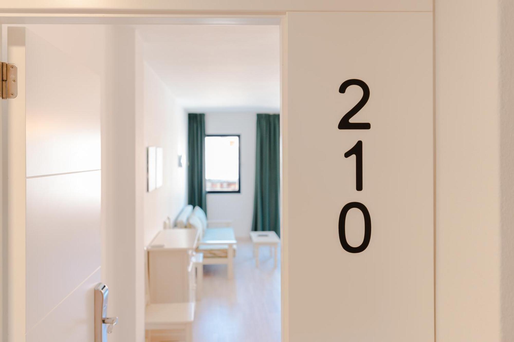 Apartamentos Loar Ferreries Zewnętrze zdjęcie